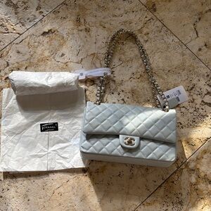 Quilted Shoulder Bag - Light Gray/baby blue
